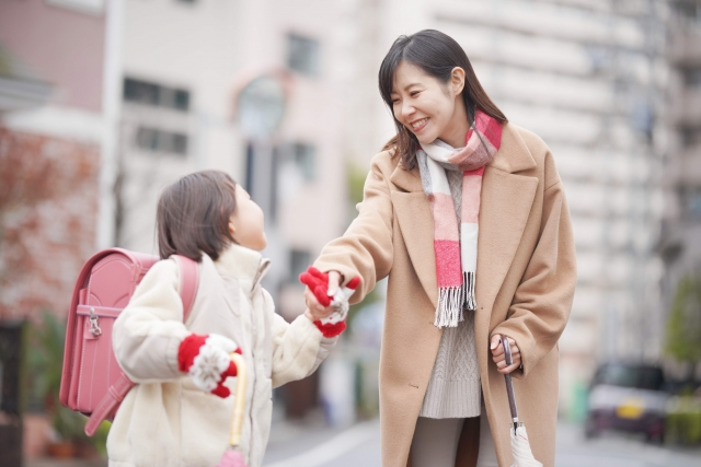 母子登校・付き添い登校からの段階的な距離の取り方